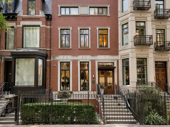 53 E Bellevue Pl, Chicago, IL 60611