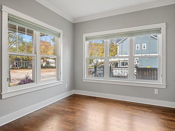 5th image of 520 N Wilson Ave