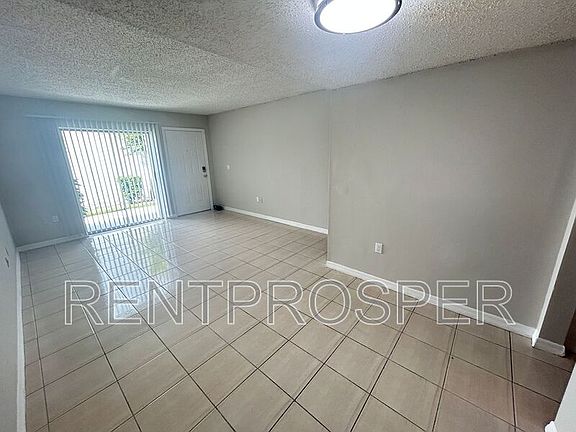 4th image of 4269 S Semoran Blvd APT 19