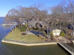 249 N Shore Dr, Lexington, NC 27292