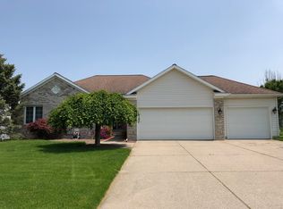 2370 Randall Ave NW, Grand Rapids, MI 49534