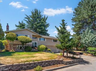 14390 SE Thelma Cir, Milwaukie, OR 97267