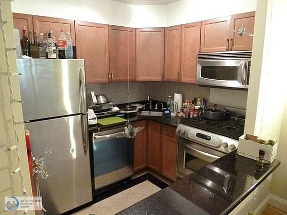 3rd image of 408 8th Ave APT 5A