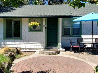 1617 NW 8th St, Bend, OR 97703