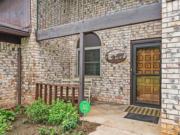 5th image of 6631 Maplewood