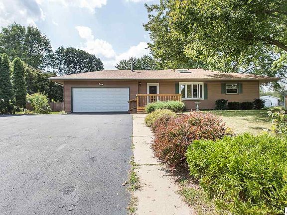 5th image of 4228 Lancashire Dr