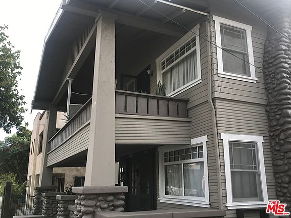 5th image of 1654 W 12th Pl