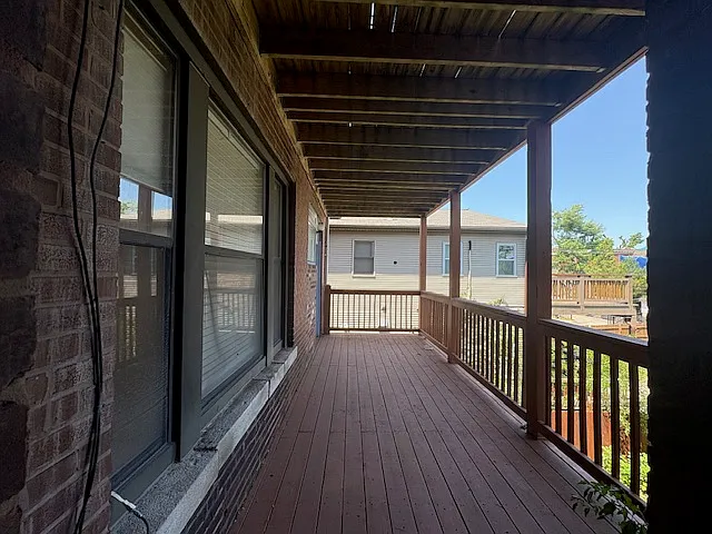 5345 Pershing Ave #2B — Photo 19