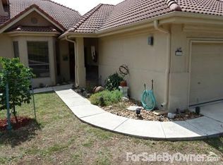 141 Tapatio Dr E, Boerne, TX 78006