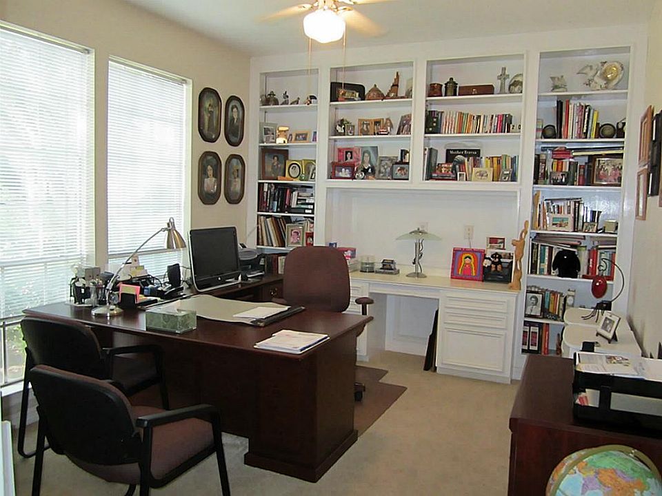 Wall of Built-ins