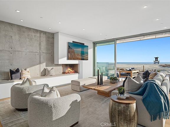 5th image of 2144 E Oceanfront