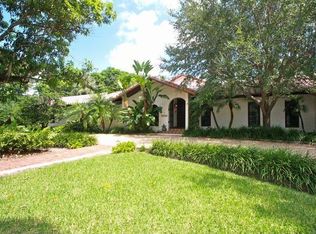 13475 SW 63rd Ct, Pinecrest, FL 33156