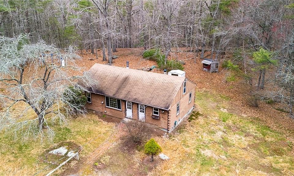 1st image of 119 Breakheart Hill Rd
