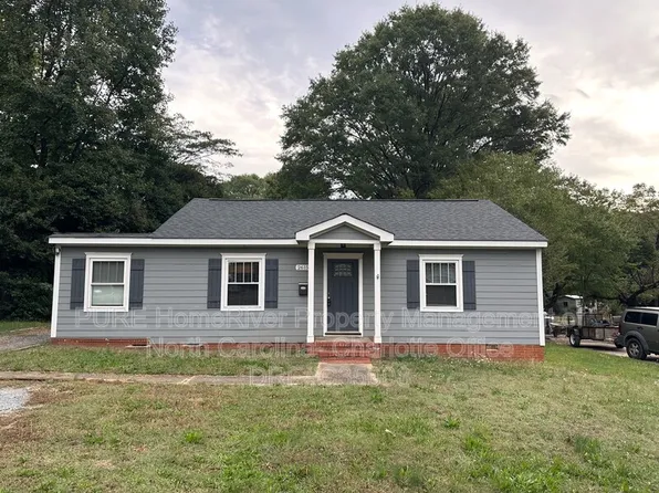 2615 Ashley Rd, Charlotte, NC 28208