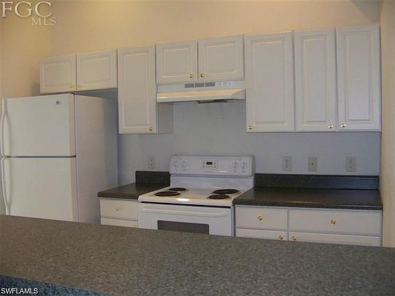 2nd image of 3204 SW 7th Pl