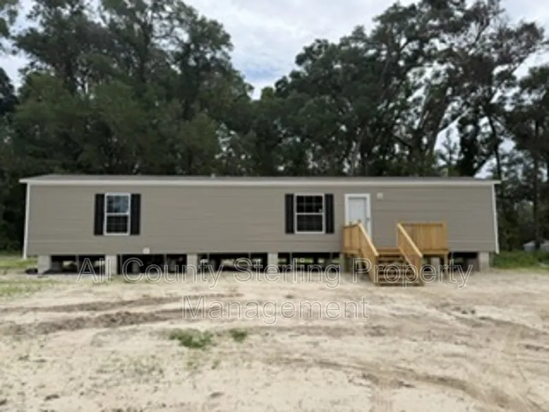 139 SE Perfect Ct