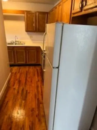 2 bed, 775 sqft, $1,185 — Photo 4