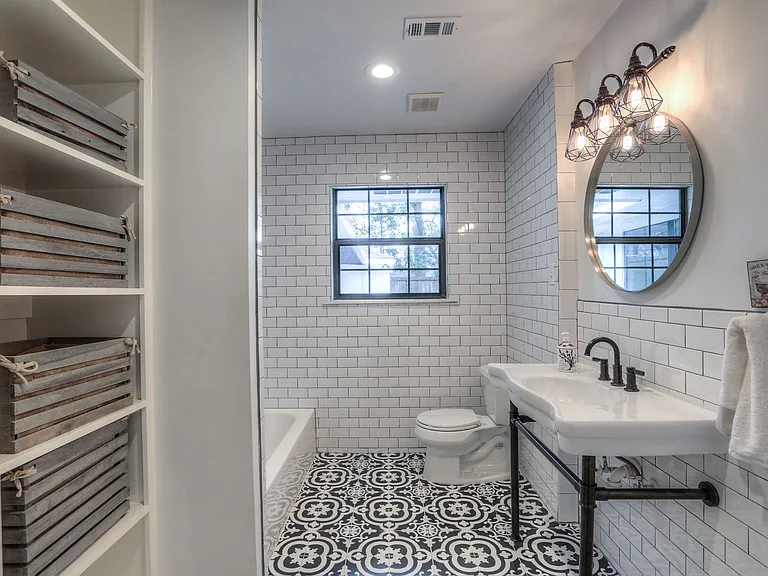 Secondary bathroom