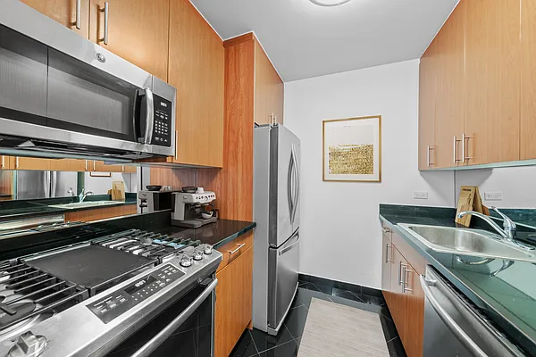 Rented by Vector New York, LLC | media 3