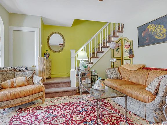 5th image of 2251 Cincinnatus Ave