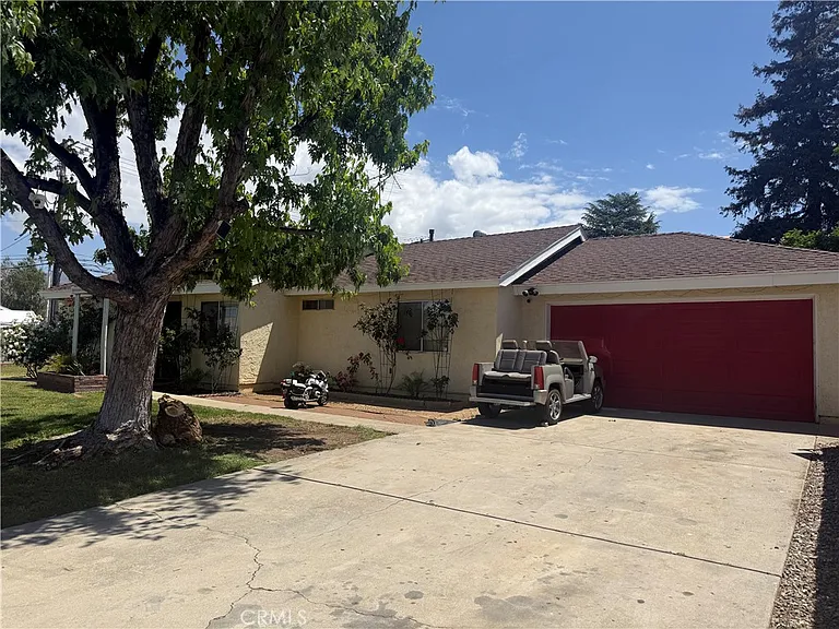 907 Fremont St — Photo 1