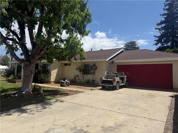 907 Fremont St, Calimesa, CA 92320