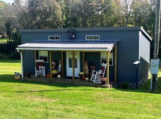 704 Jefferson Rd, Waynesburg, PA 15370