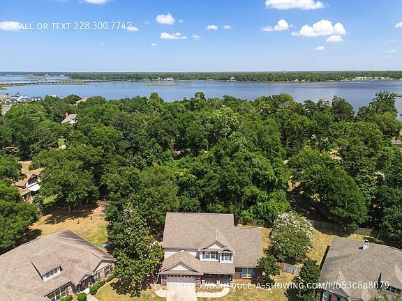 2nd image of 2184 Volterra Cir
