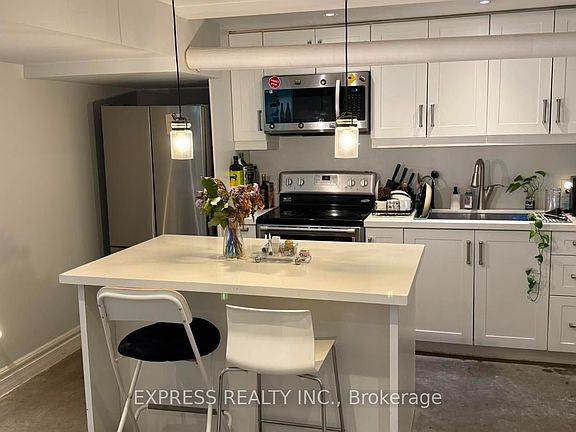 4th image of 1136 Avenue Rd #B1