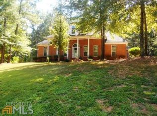 560 Hickory Ridge Rd, Jackson, GA 30233