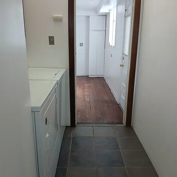 117 Auburn St #1 — Photo 14