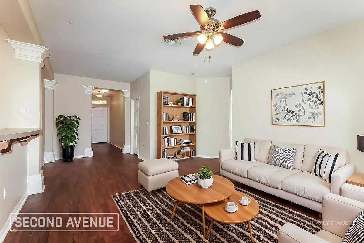Building Photo - 2034 Escalante Trl
