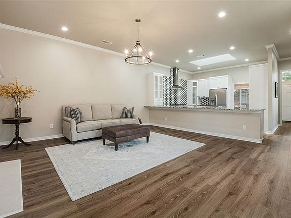2nd image of 5834 Preston Fairways Dr