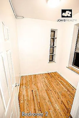 Rented by Jonis Realty | media 4