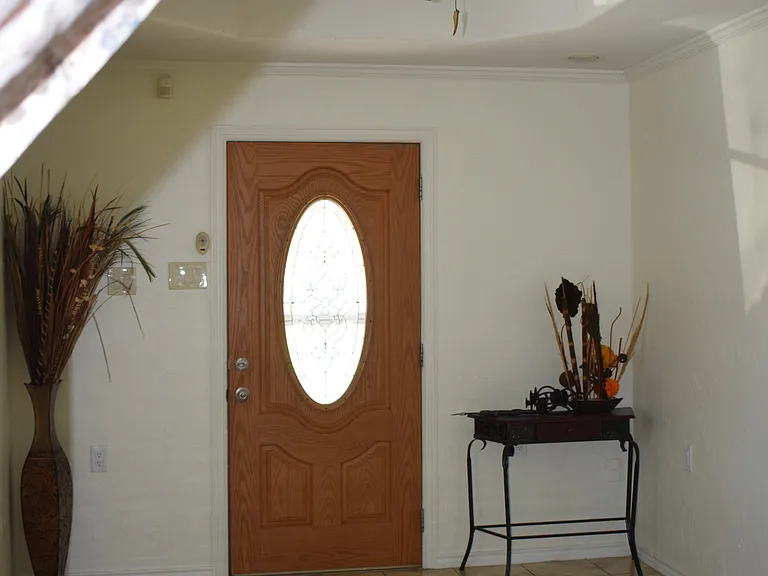 3326 Obenchain St — Photo 3