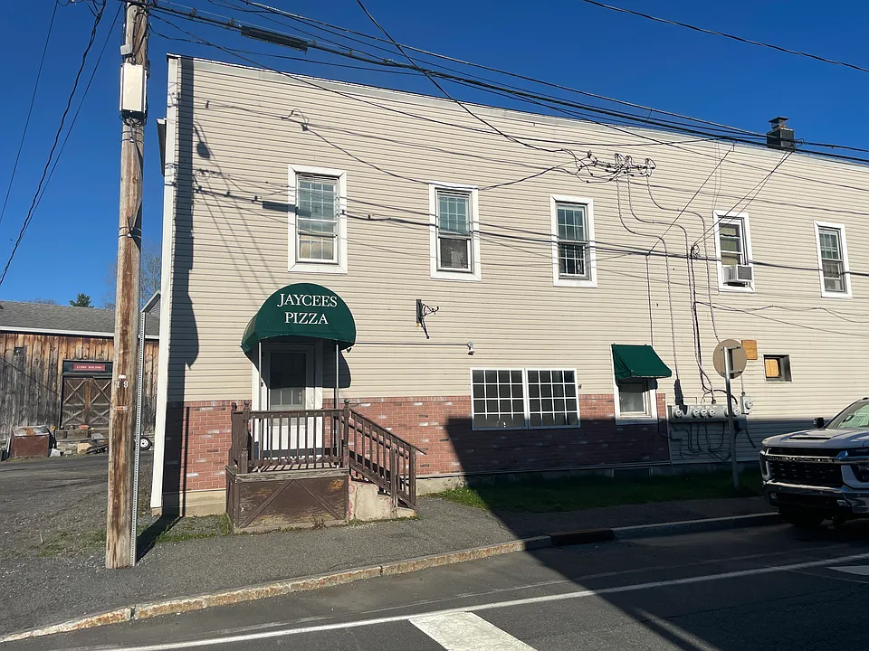 8 S Main St #1