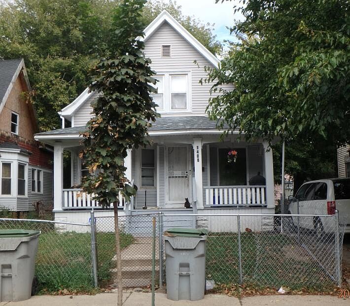 1st image of 1408 W Concordia AVENUE