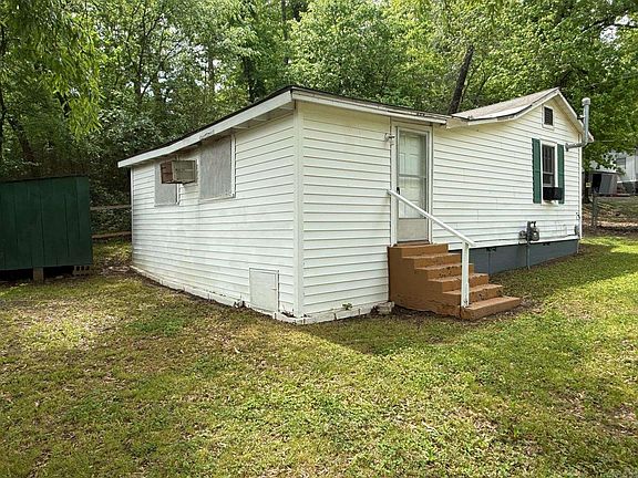 3rd image of 114 Missouri St