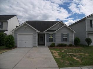 6910 Maddox Ct, Charlotte, NC 28269