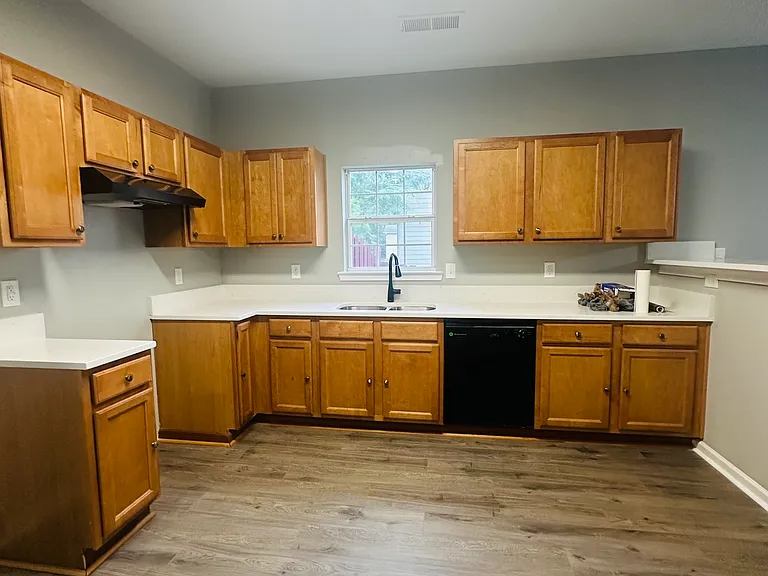 7302 Wagon Wheel Ct — Photo 2