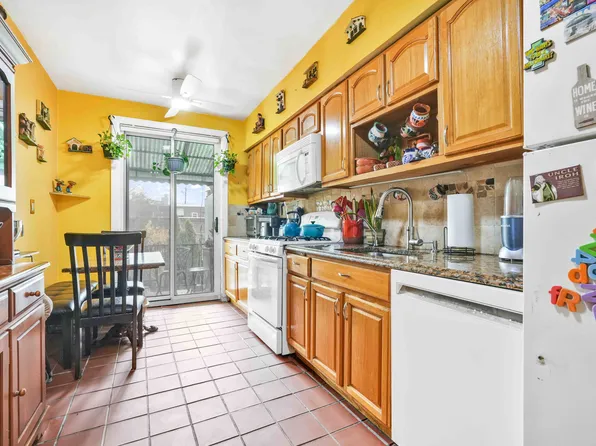 25-37 48th Street image 13 of 26