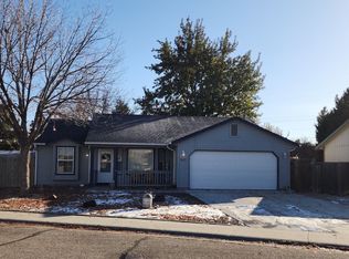 825 W Trini Dr, Kuna, ID 83634