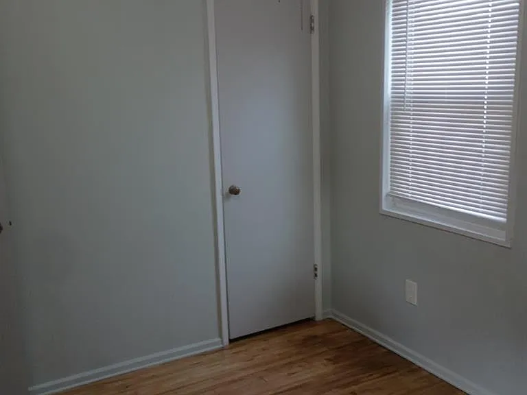 25880 Groveland St — Photo 11