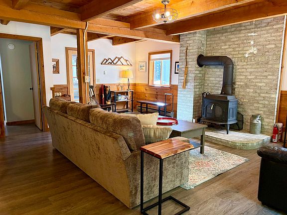 2nd image of 43 Crawford Hills Road
