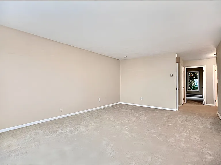 11 Hillside Ave #E — Photo 23