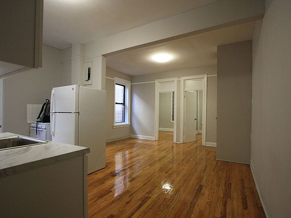 2nd image of 647 4th Ave APT 1