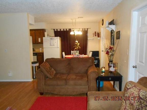 3rd image of 604 S 12th St