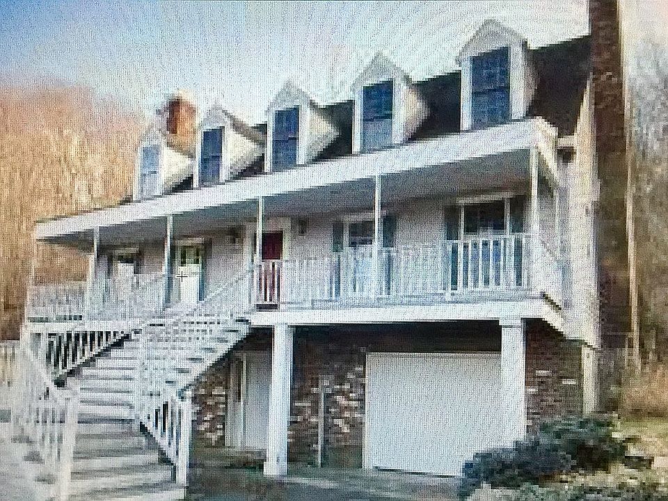 2nd image of 210 Leffingwell Rd