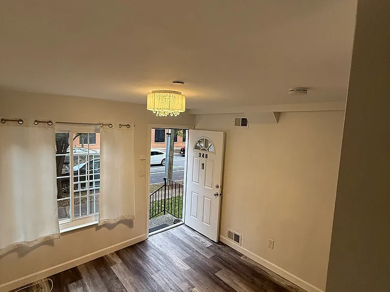 348 Targee St #1 — Photo 3