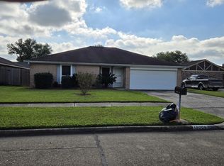 10006 Willmont Rd, La Porte, TX 77571